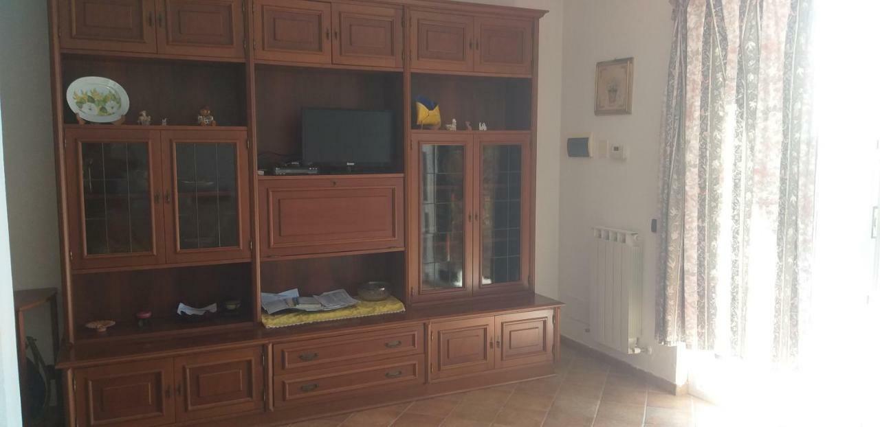 Appartamento Terrazza Vista Mare Mozzafiato Монелья Экстерьер фото