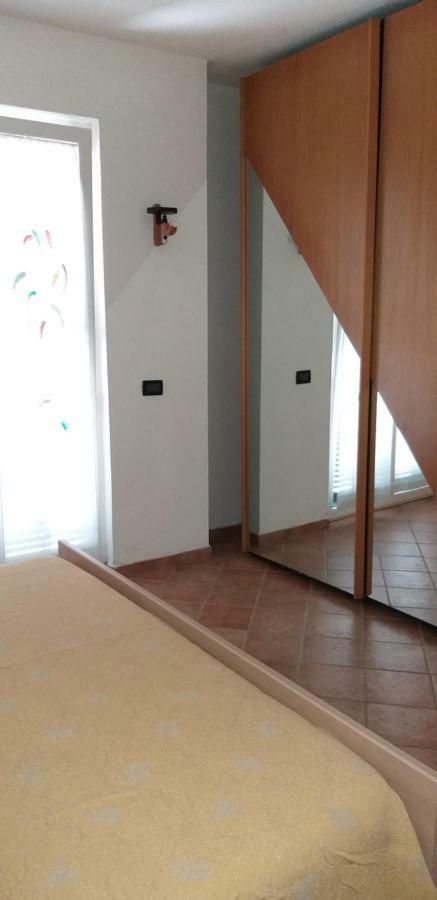 Appartamento Terrazza Vista Mare Mozzafiato Монелья Экстерьер фото